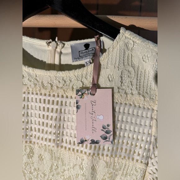 Dainty Jewells Tea in the Garden Dress XS - Picture 7 of 8